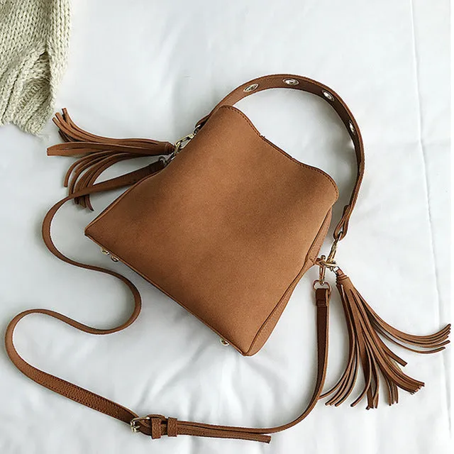 2019 Mode-Schürze Damen Eimer Tasche Vintage Quaste Messenger Tasche Hochwertige Retro Schultertasche Einfache Crossbody Tasche Tragetasche Fashion Nova Taschen