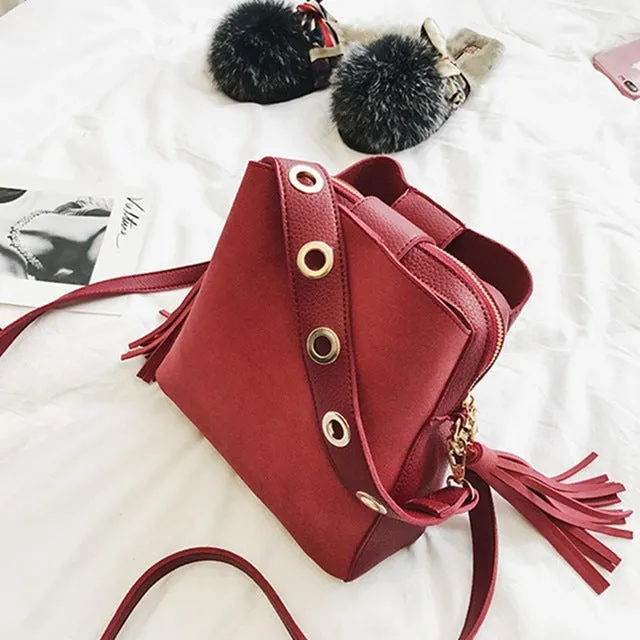 2019 Mode-Schürze Damen Eimer Tasche Vintage Quaste Messenger Tasche Hochwertige Retro Schultertasche Einfache Crossbody Tasche Tragetasche Fashion Nova Taschen
