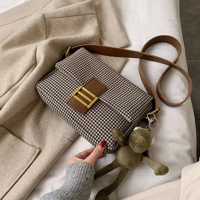 2020 Marken-Designer Damen Gitter Schulter Crossbody Tasche Mode Temperament Kleines Quadratisches Paket Schick Tragbare Clutch Trend Mode Nova Taschen