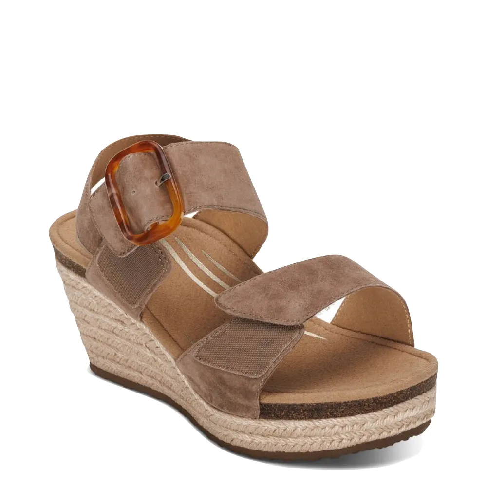 Aetrex Damen Ashley Keilabsatz-Sandale in Taubenblau
