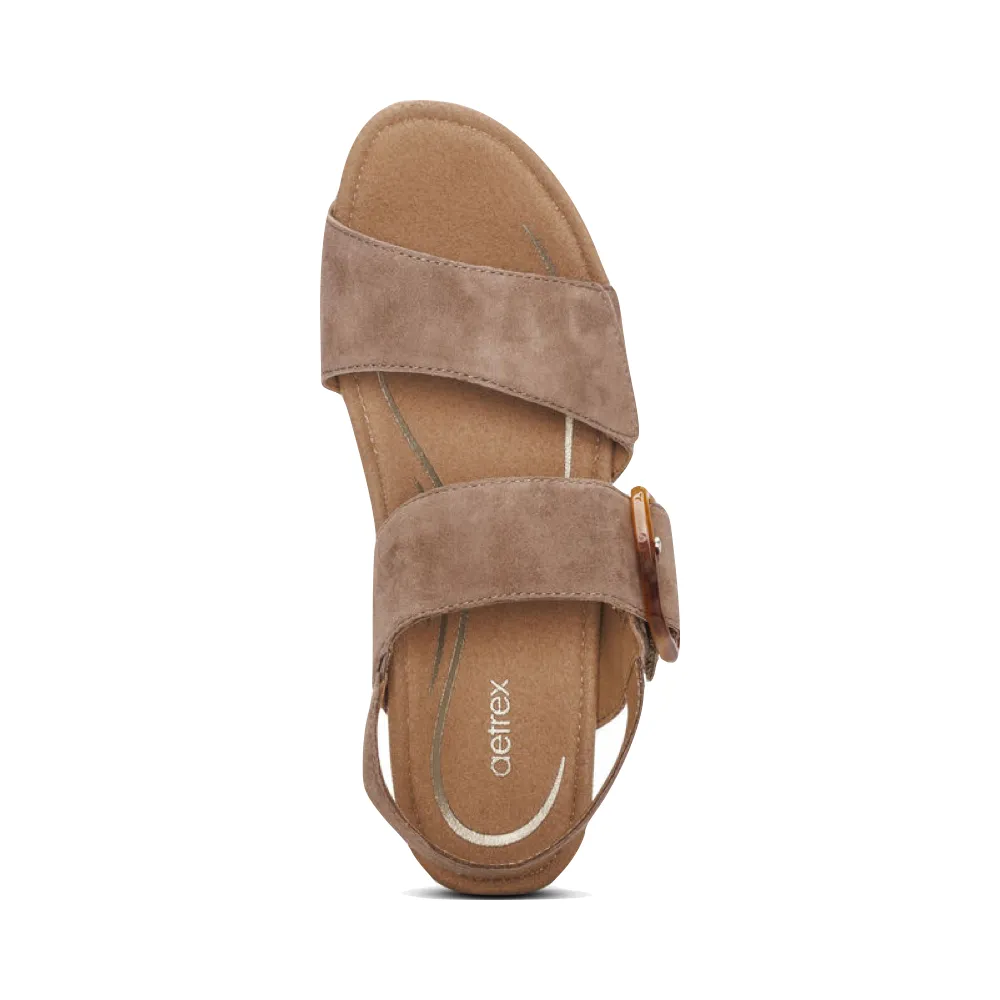 Aetrex Damen Ashley Keilabsatz-Sandale in Taubenblau