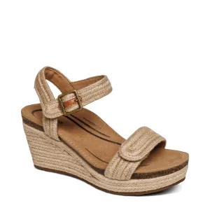 Aetrex Damen Sydney Viertelriemen Espadrille Keilabsatz Sandale in Natur