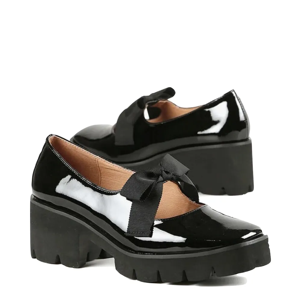 ALL BLACK Schuhe Damen Mary Jane mit Schleife und Absatz in Glanzleder Schwarz