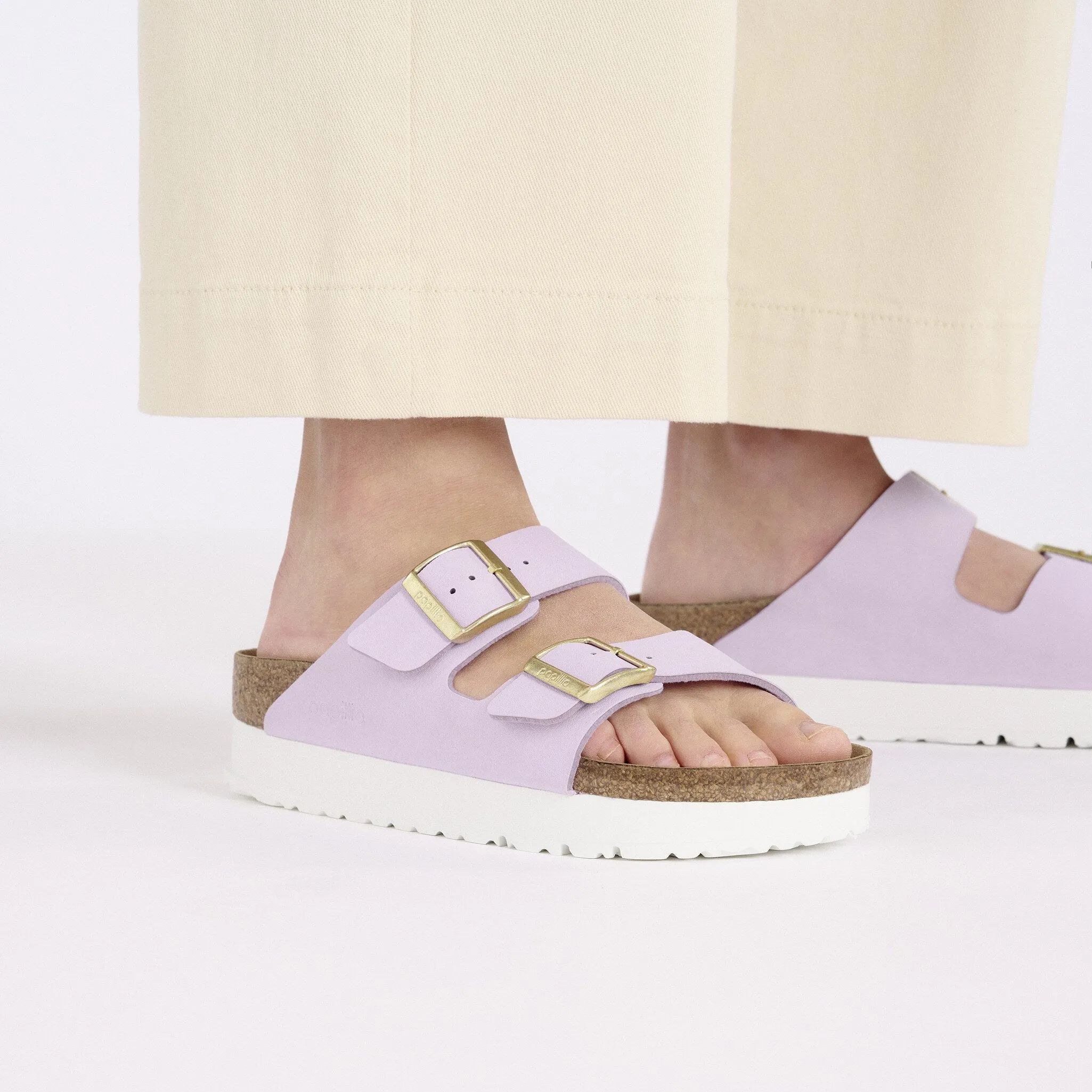 Arizona Plattform Vegan in Krokus von Birkenstock