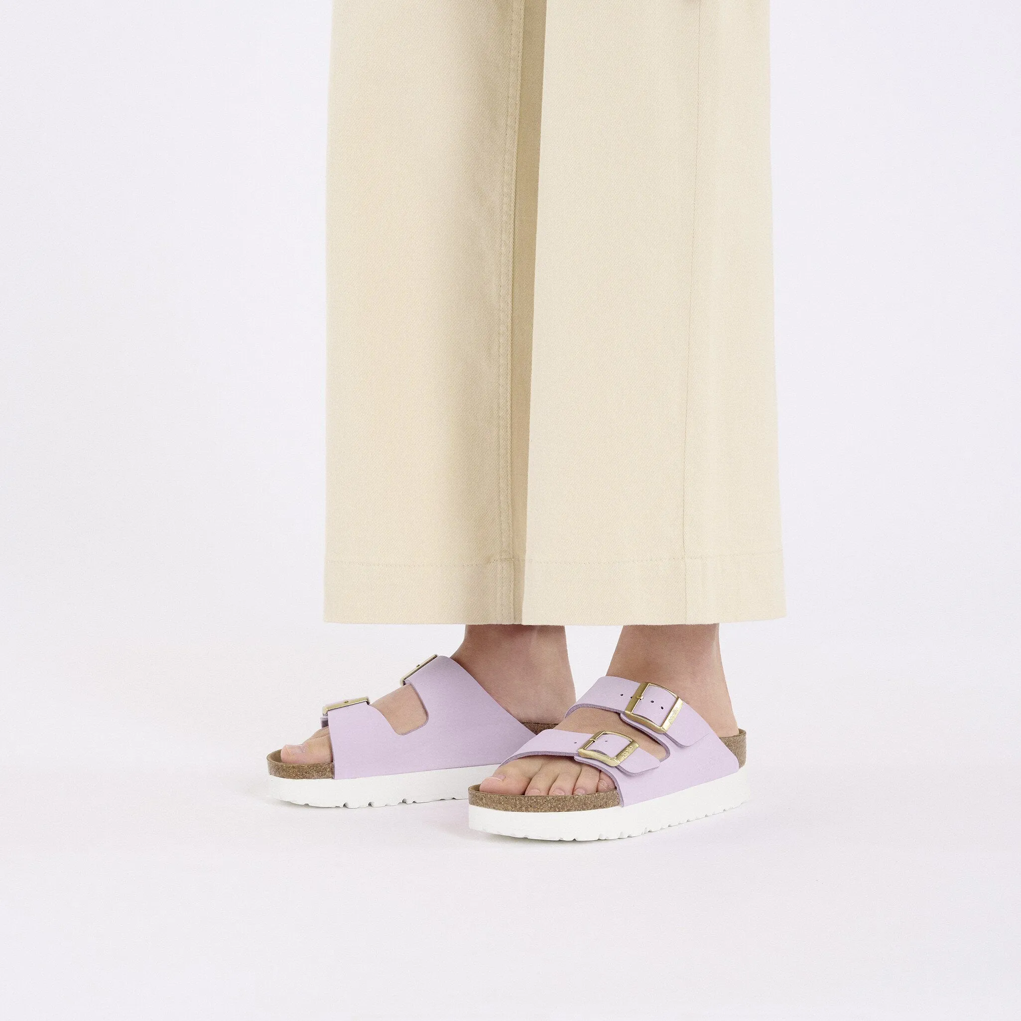 Arizona Plattform Vegan in Krokus von Birkenstock