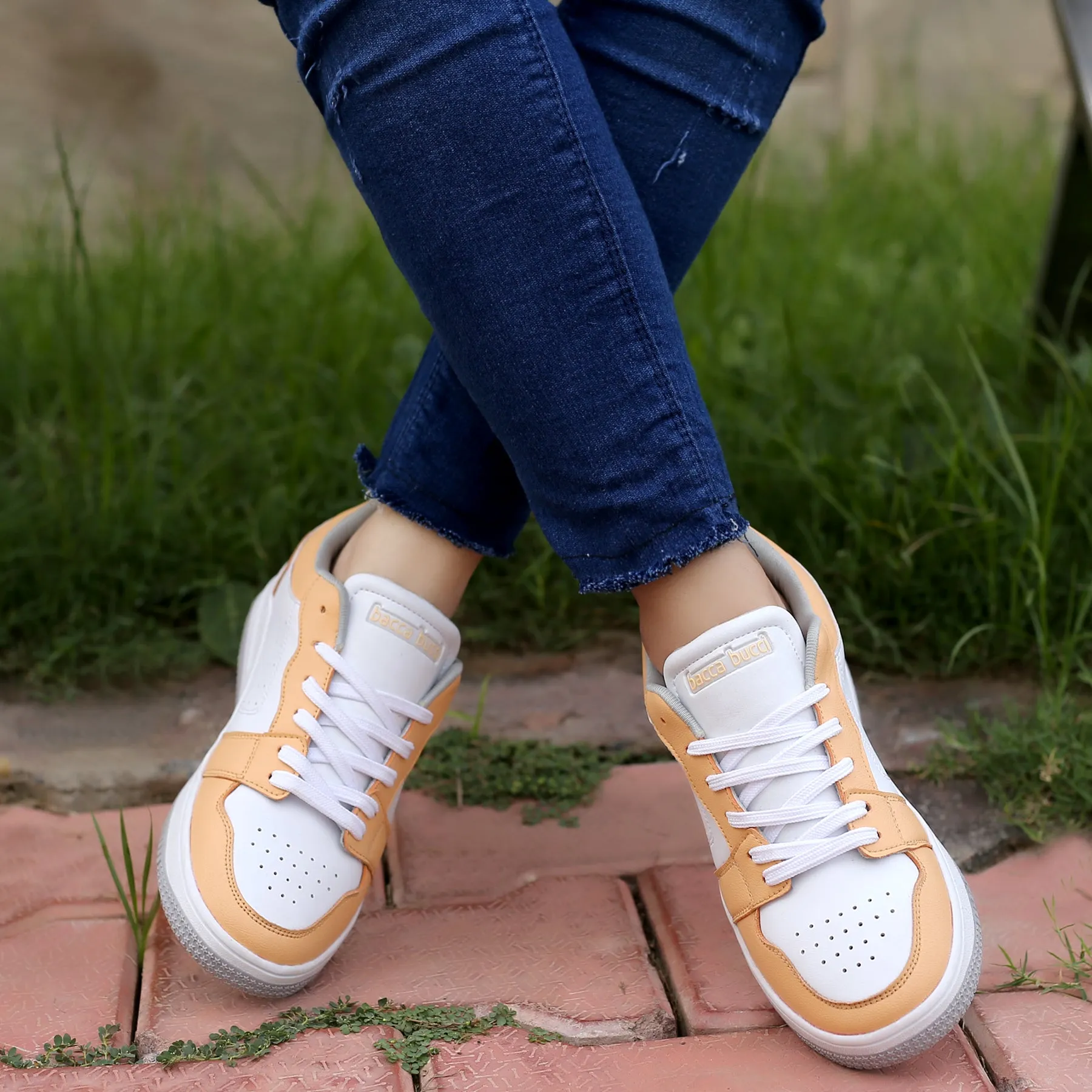 Bacca Bucci SOPHIA Flachsohlen-Sneaker mit niedrigem Schaft für Damen