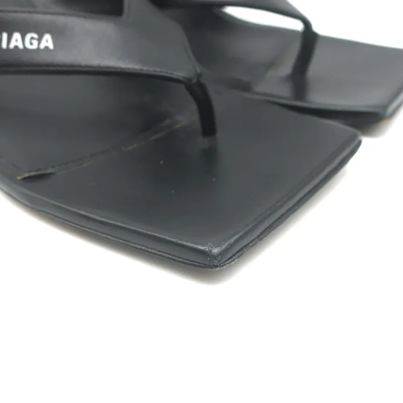 Balenciaga Metal 40 Zehenstegsandalen Schwarz Leder Größe 36.5 Flip-Flop Absätze