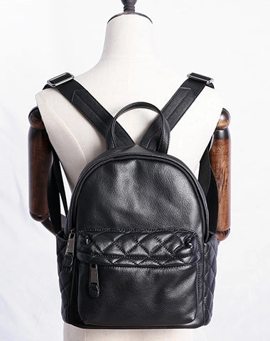 Schwarzer Leder Umhängetaschen-Rucksack für Damen, Niedlicher Schulrucksack, Schwarze Leder College-Tasche für Frauen