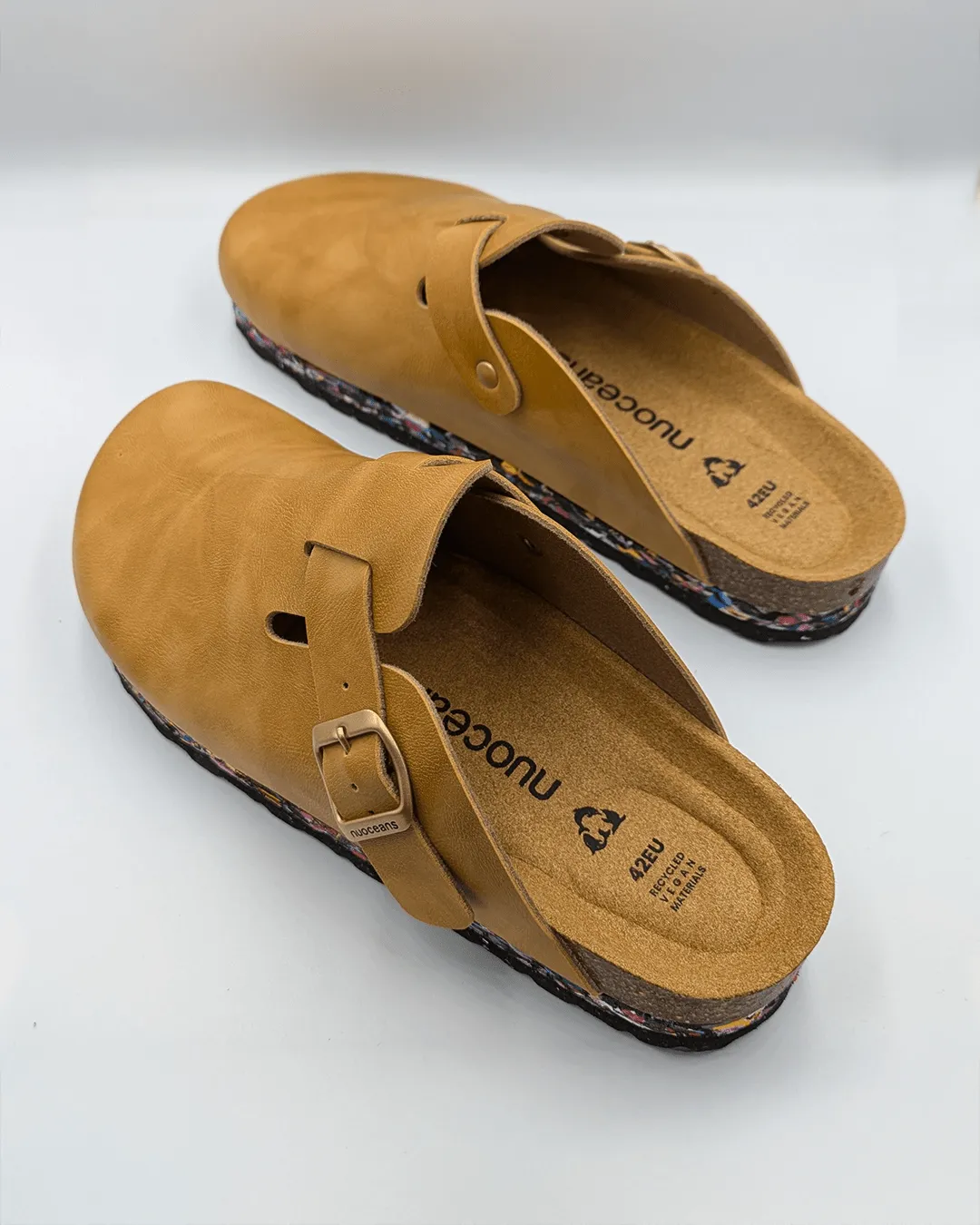 Brussels Unisex Vegan-Leder Clogs | Braun
