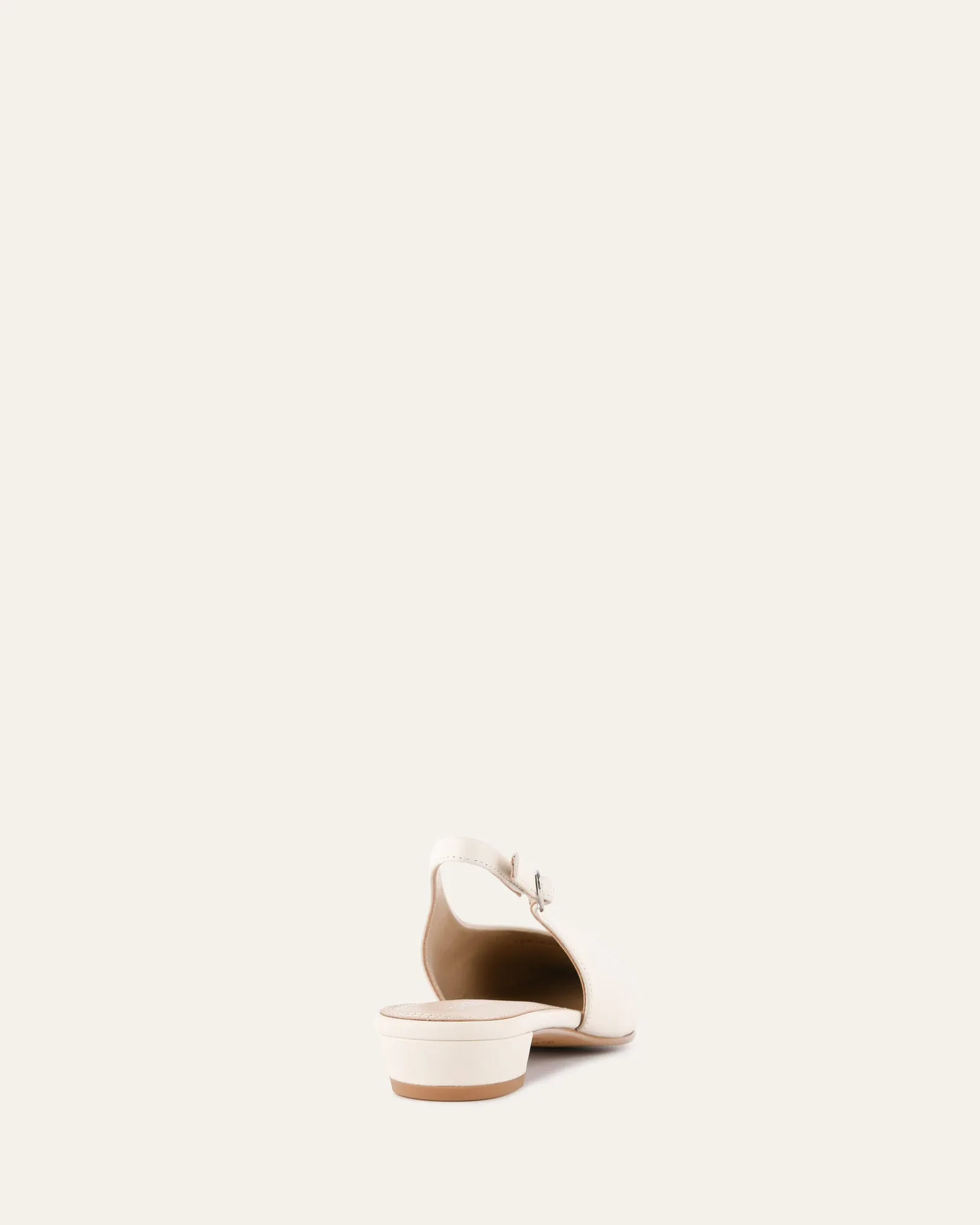 BRYCE DRESS FLATS IN OFF-WHITE LEDER