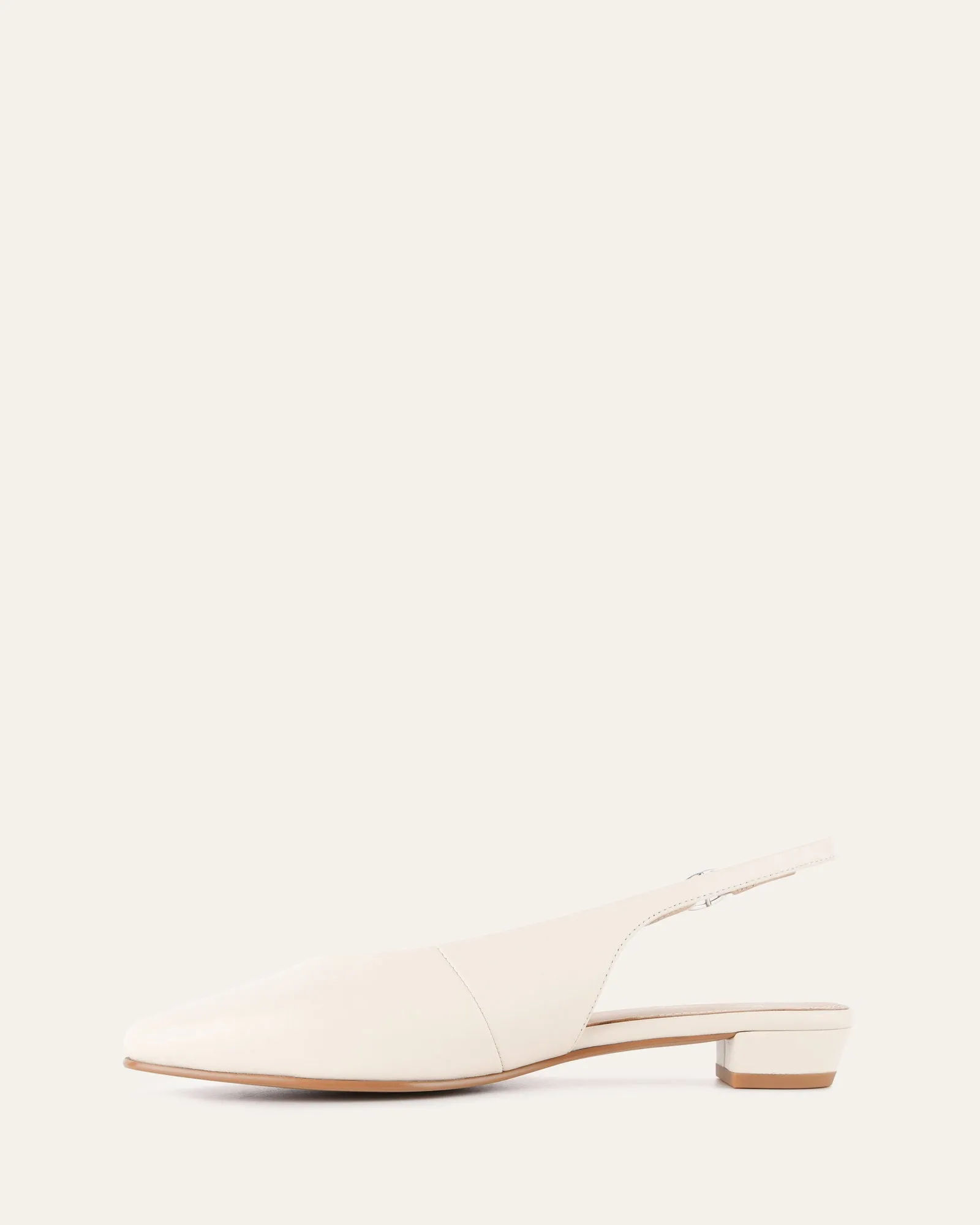 BRYCE DRESS FLATS IN OFF-WHITE LEDER