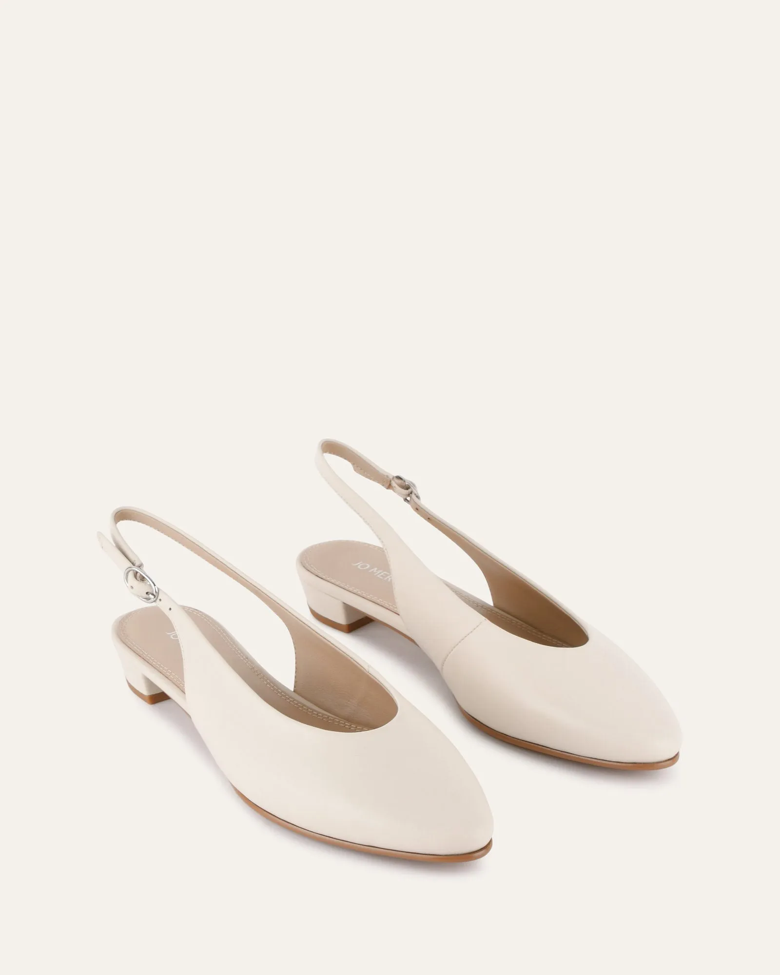 BRYCE DRESS FLATS IN OFF-WHITE LEDER