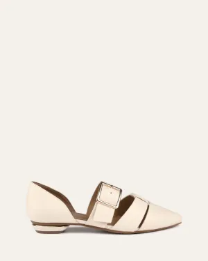 CARLA FLACHE SCHUHE AUS LEDER IN OFF-WHITE