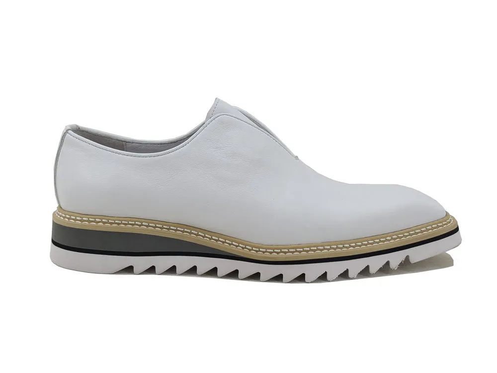 Carrucci KS550-08 Schlupfschuh mit kontrastfarbener Sohle - Weiß