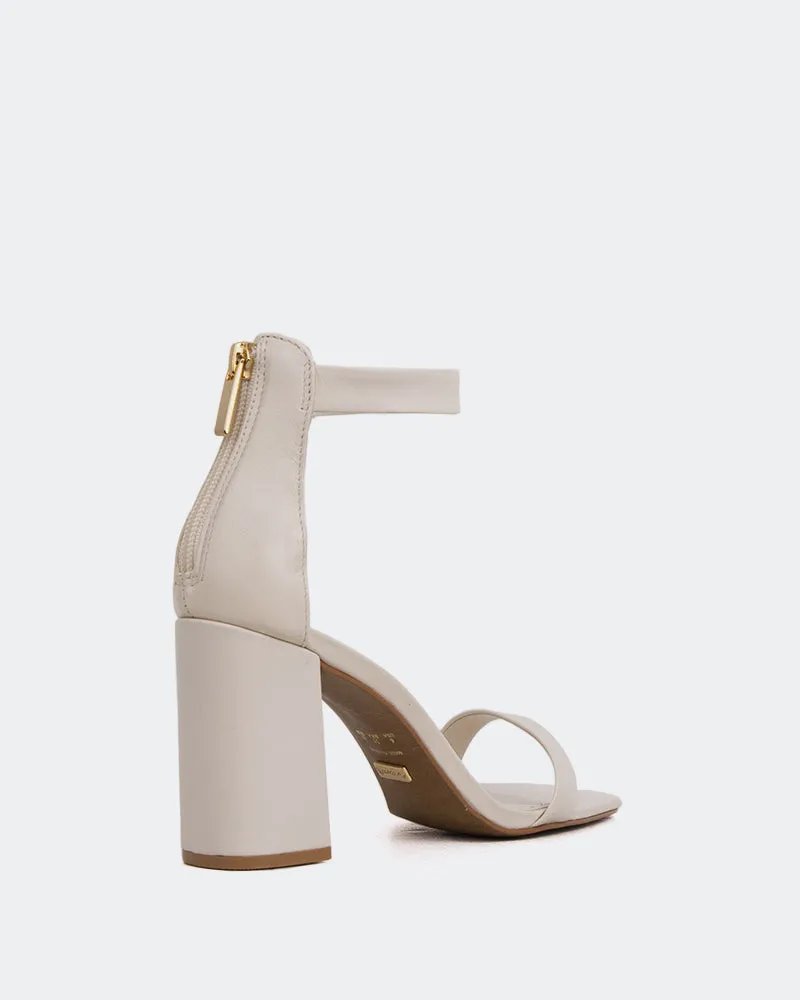 Clarita Off-White Leder