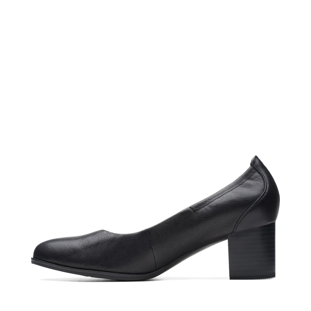Clarks Damen Loken Step Leder-Pumps mit Absatz in Schwarz