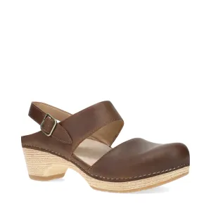 Dansko Damen Lucia Absatzgeschlossener Zehen Clog in Hellbraun
