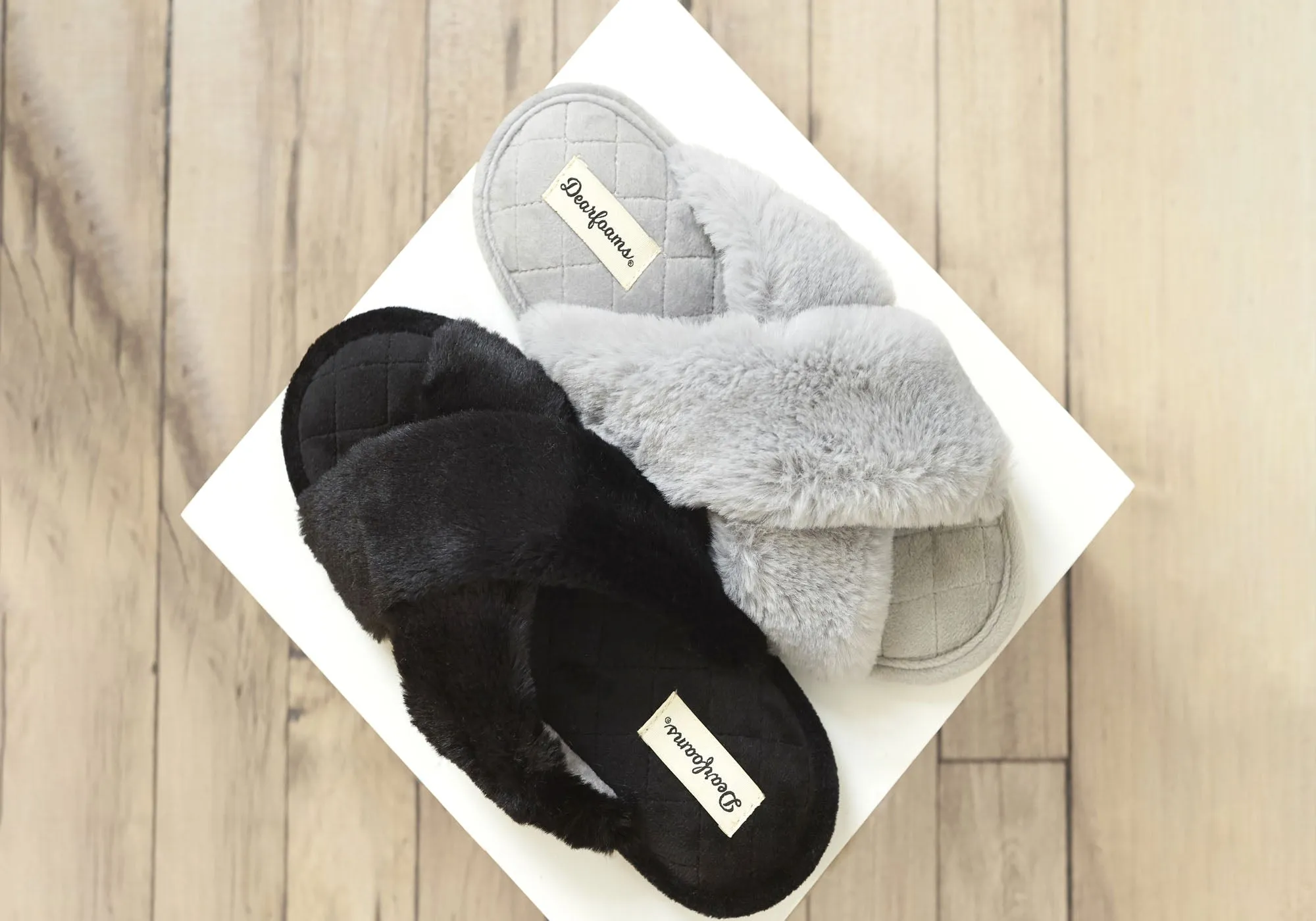 Dearfoams Damen Bequeme Jessica Pelz-Crossband-Slipper Dearfoams Schuhe