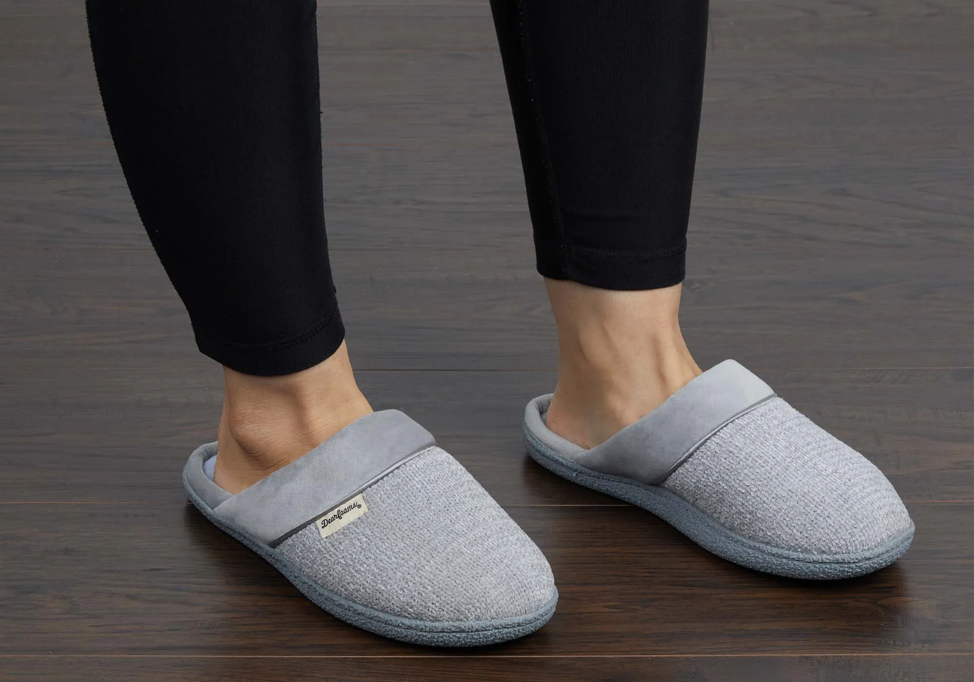 Dearfoams Damen Samantha Chenille geschlossene Hausschuhe Dearfoams Schuhe