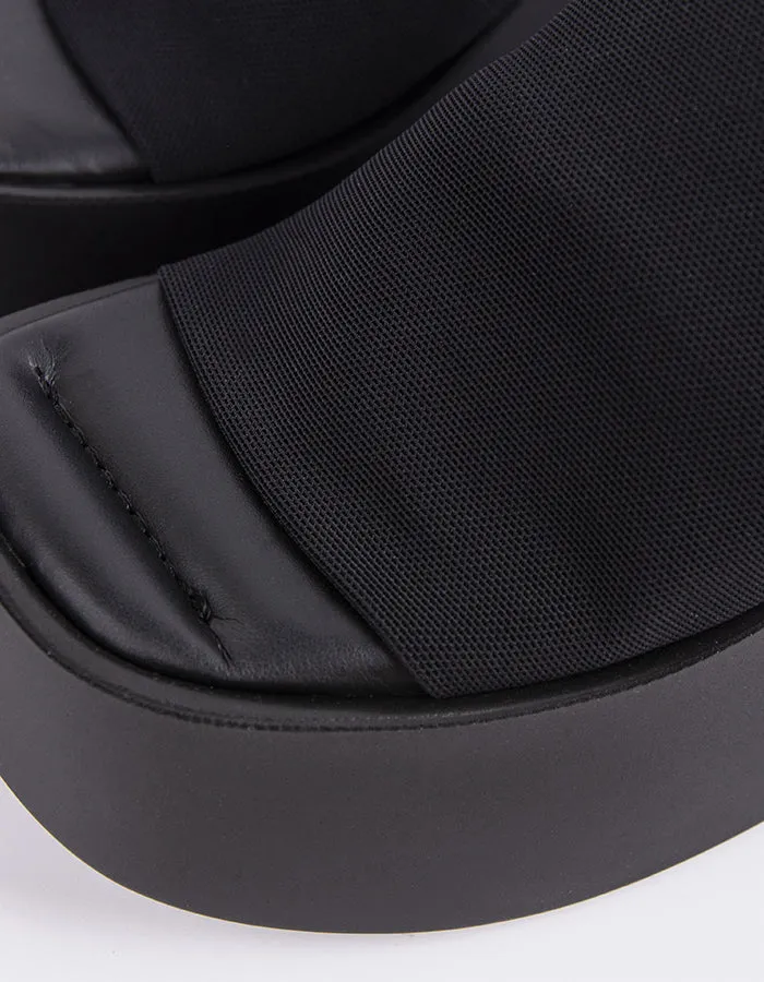 Sanftes schwarzes Lycra