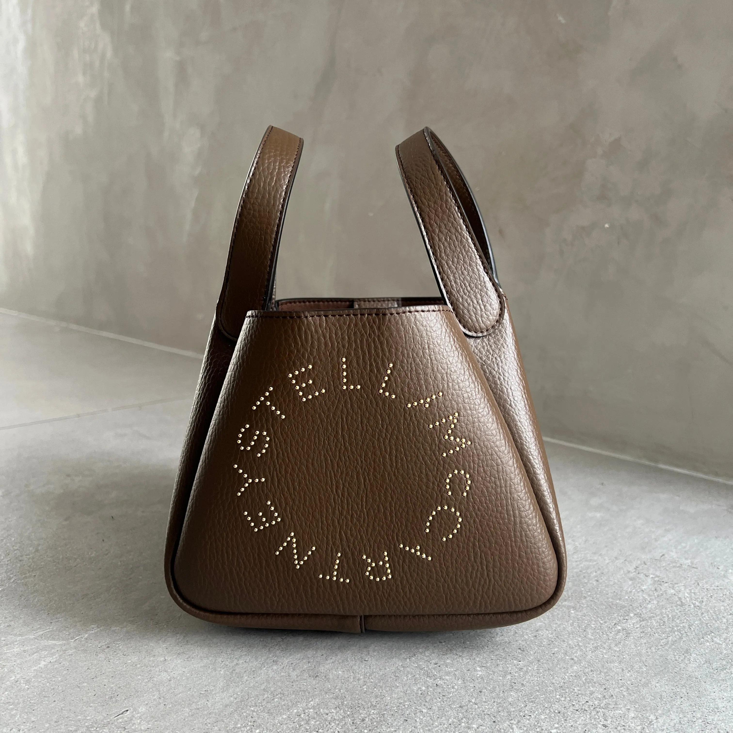 Dumpling-Logo Getreide-Schultertasche, Braune Taschen_Stella Mccartney_Taschen