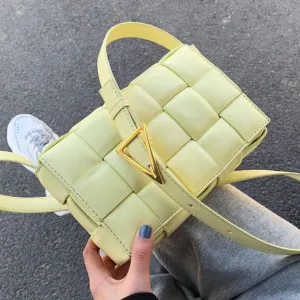Elegante Damen-Querbodytasche 2020 Moderne Neuheit Hochwertiges Leder Designer-Damentasche Reise-Schulter-Messengertasche Fashion Nova Taschen