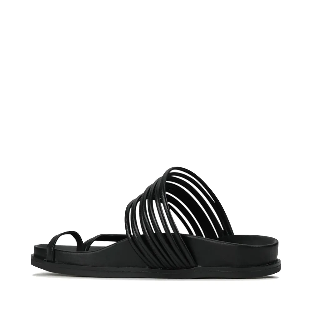 EOS Damen Carmella Zehenschlupf-Sandale in Schwarz