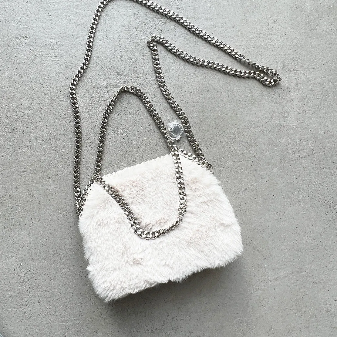 Falabella Abendtasche Fluffy, Elfenbeinfarbene Taschen_Stella Mccartney_Taschen