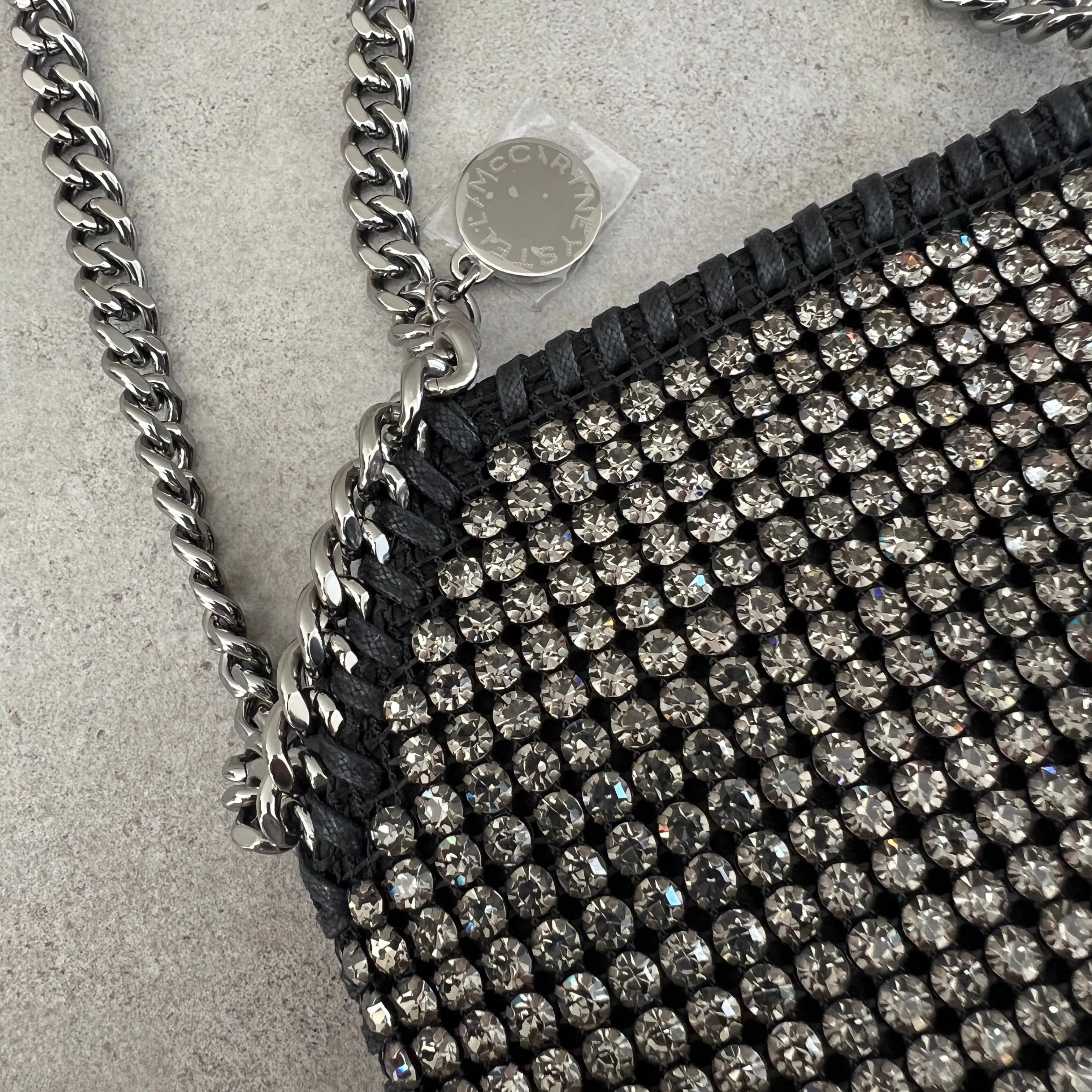 Falabella Abendtasche mit Kristallbesatz, Schwarz Taschen_Stella Mccartney_Taschen