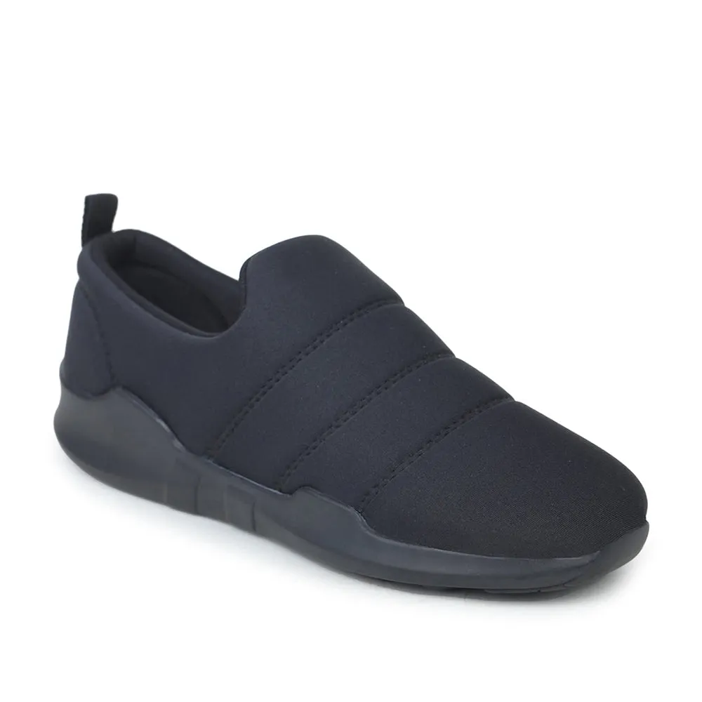 Force 10 Nicht schnürbare schwarze lässige Schlupfschuhe für Damen AVILA-BLK von Liberty