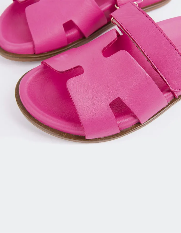 Gustave Fuchsia Leder