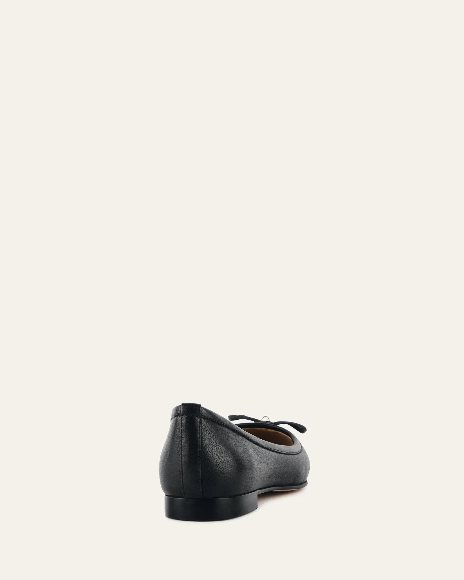 HERMIONE FLACHE SCHUHE AUS SCHWARZEM LEDER