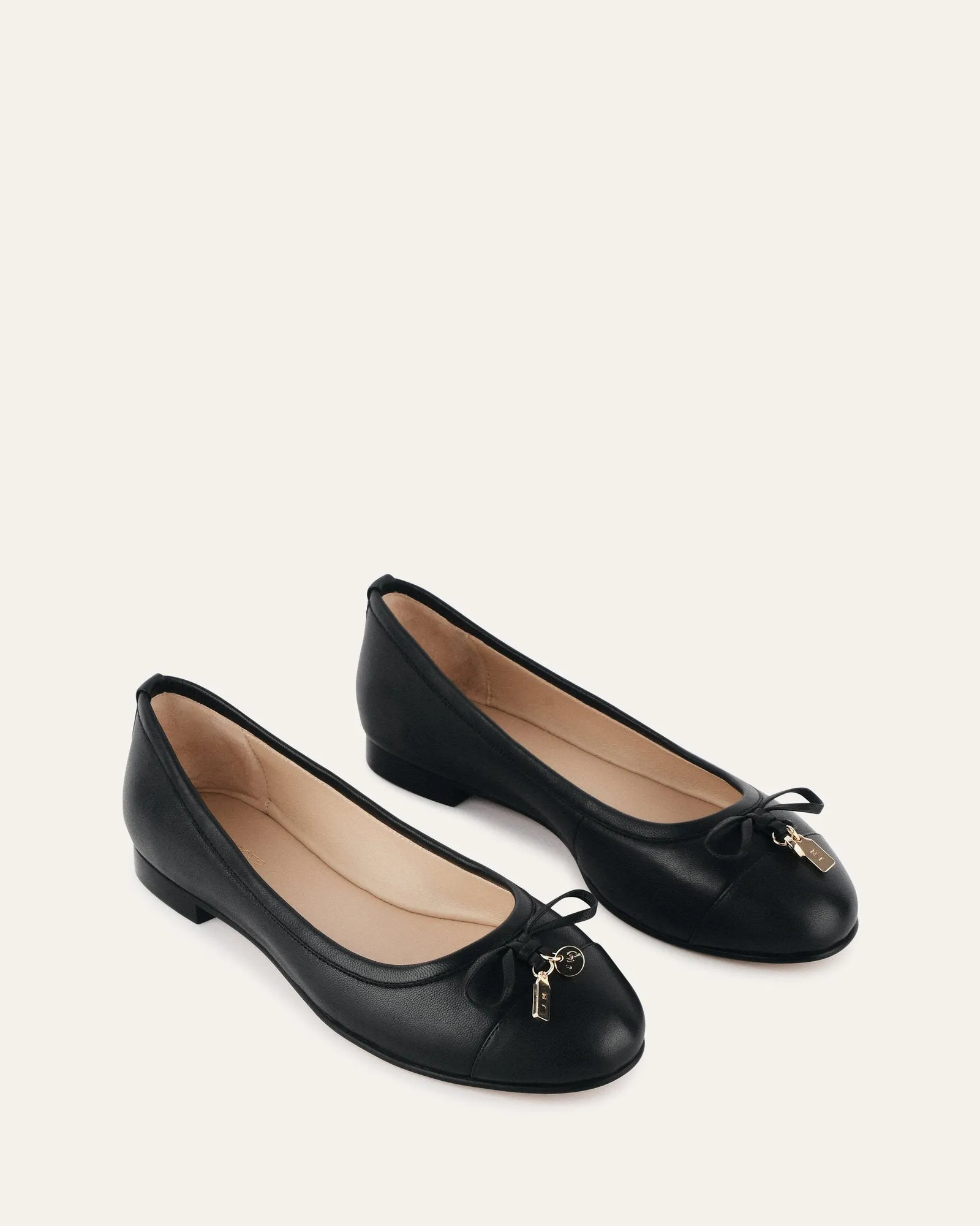 HERMIONE FLACHE SCHUHE AUS SCHWARZEM LEDER