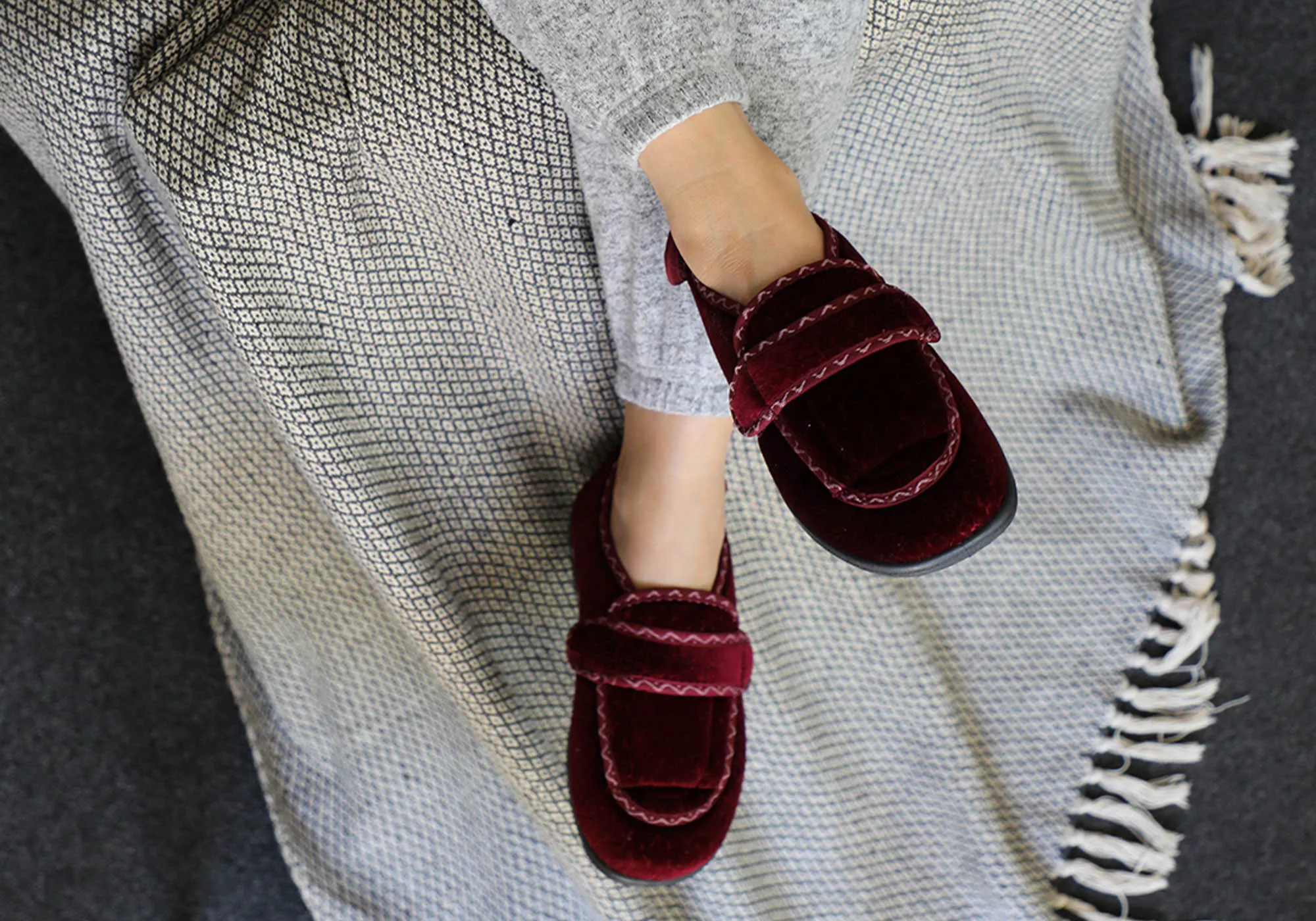 Homyped Alex 2 Damen Stützende Hausschuhe mit weiter Passform Homyped Schuhe