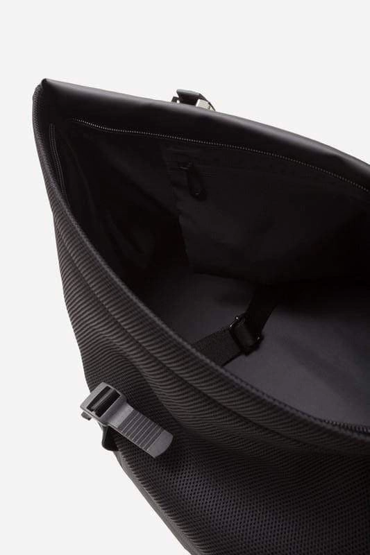 Isar M Obsidian Schwarz