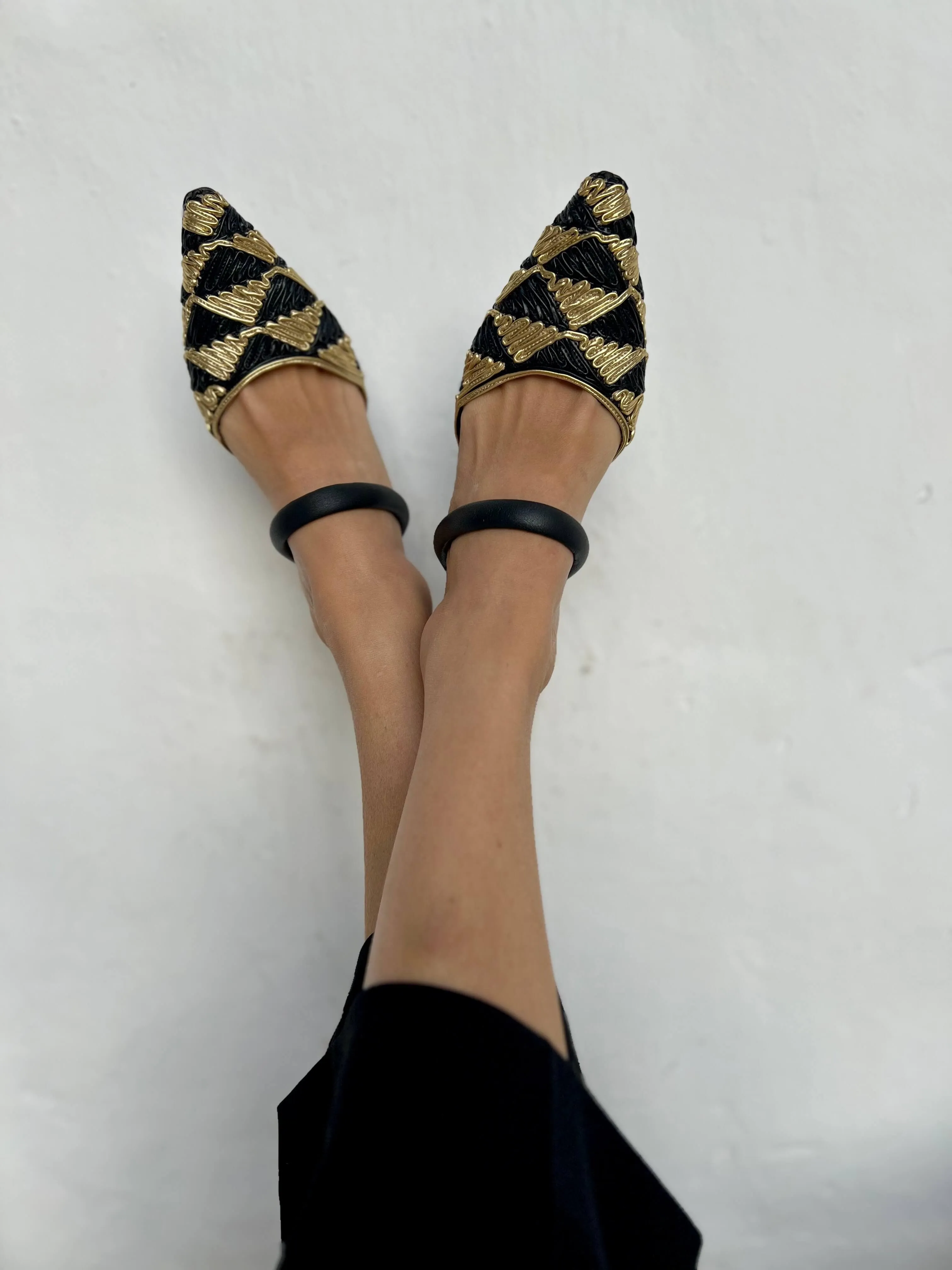 Lady Grace Vegane Pumps mit Absatz | Gold