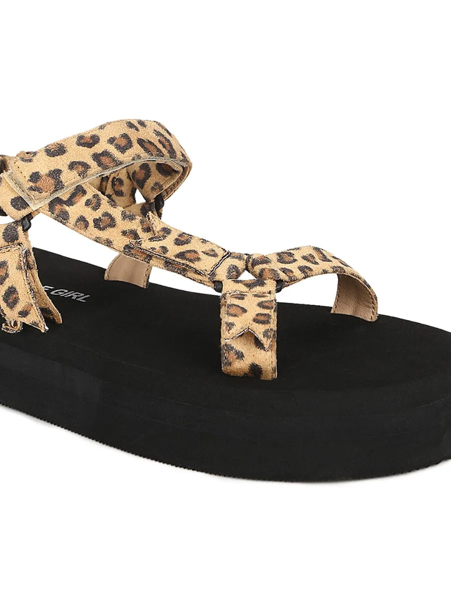 Leopard PU bedruckte Plateausandalen