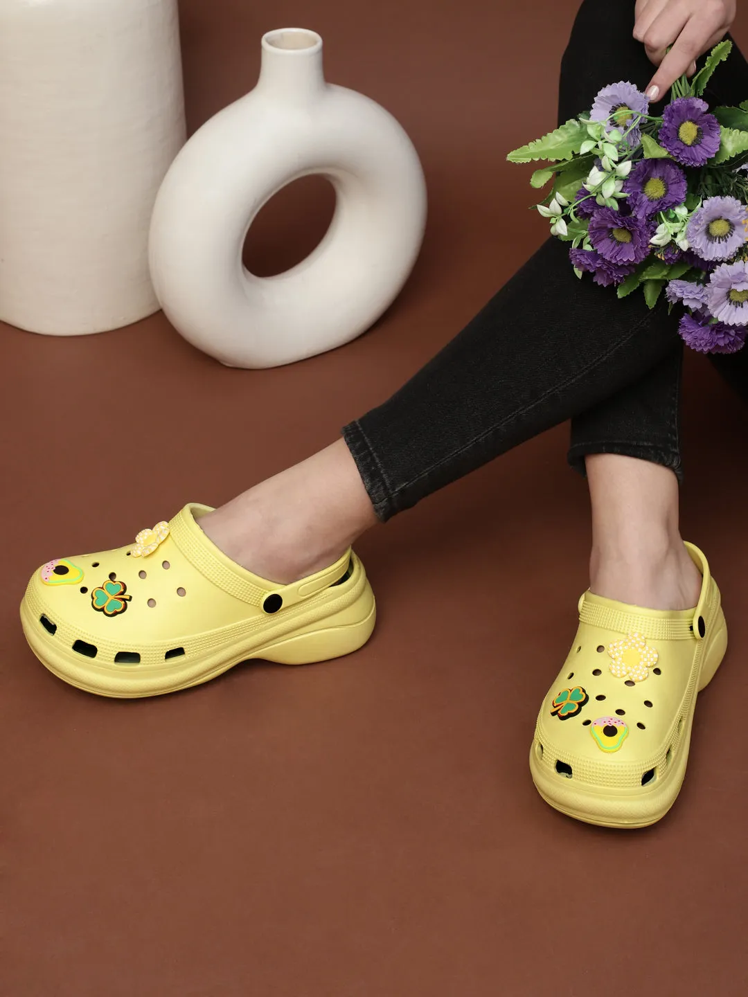 Stilvolle Lime Yellow Schlupf-Clogs Für Damen (TC-LCLOG5-LIME)