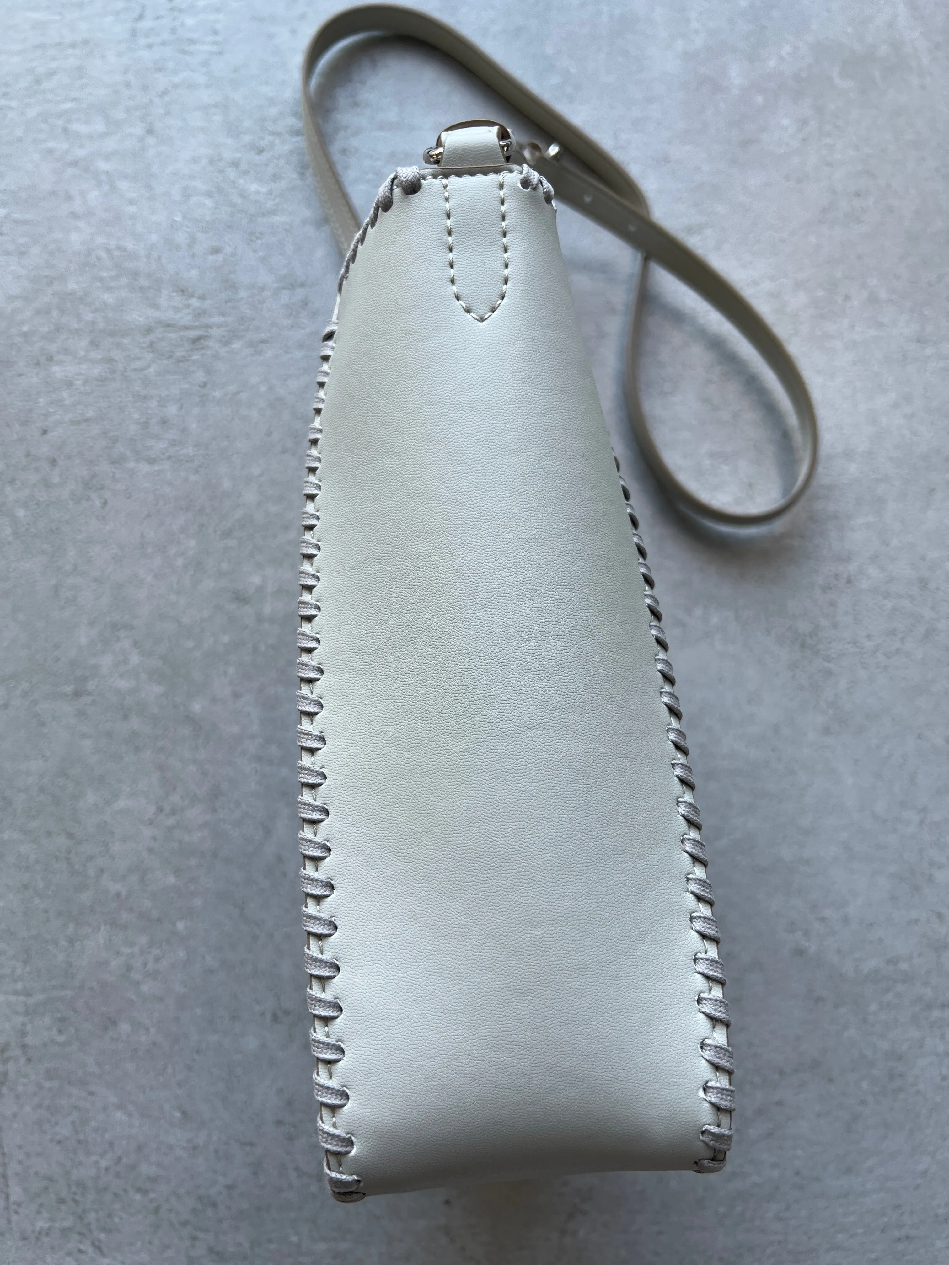Logo Hobo Perforiert, Tontaschen_Stella Mccartney_Taschen
