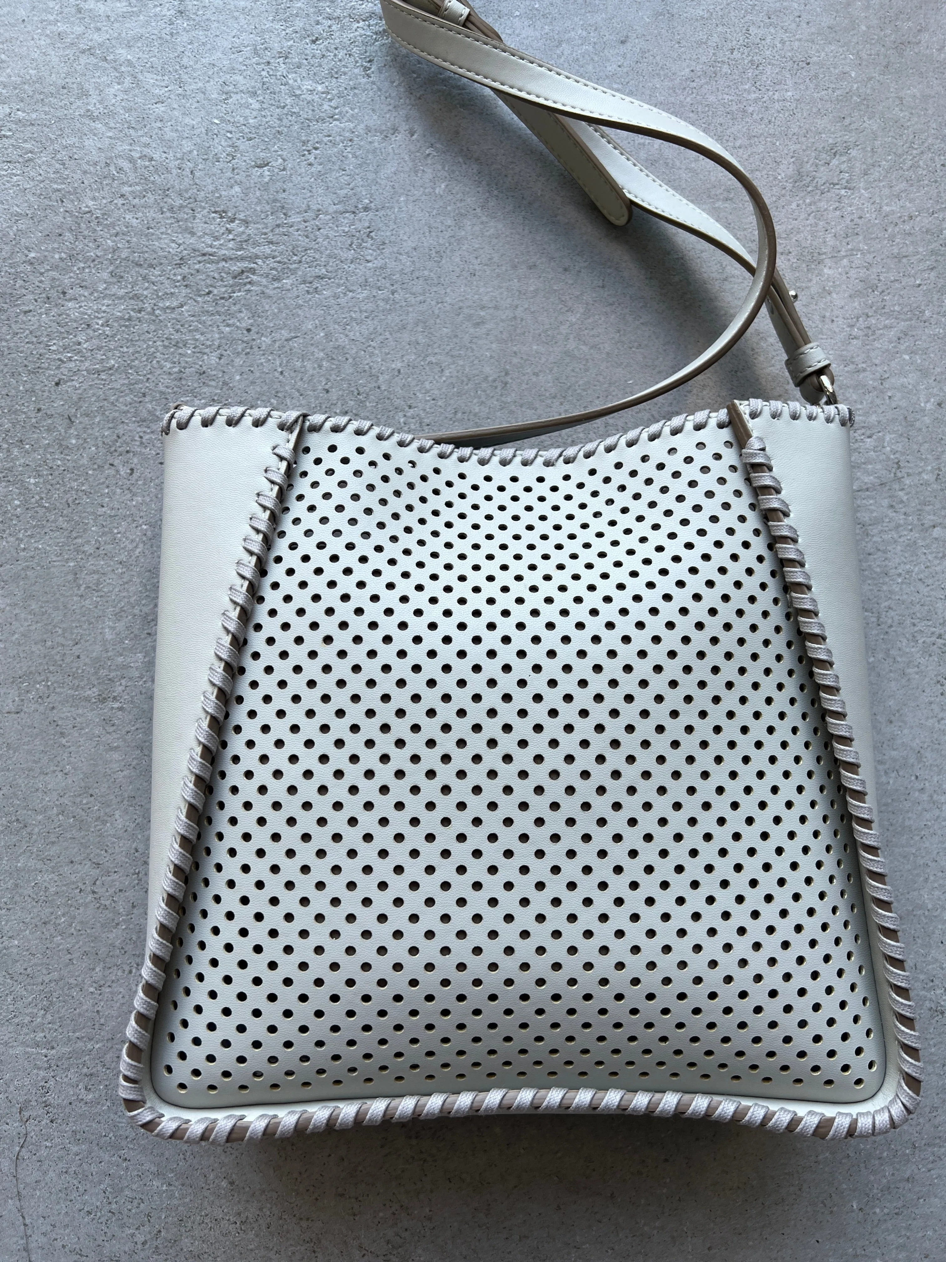 Logo Hobo Perforiert, Tontaschen_Stella Mccartney_Taschen
