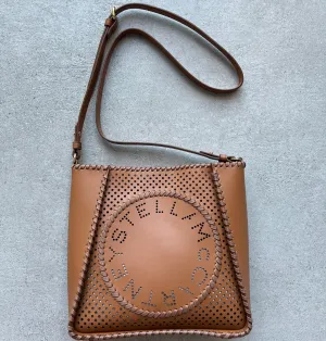 Logo Hobo Perforiert, Leder Taschen_Stella Mccartney_Taschen