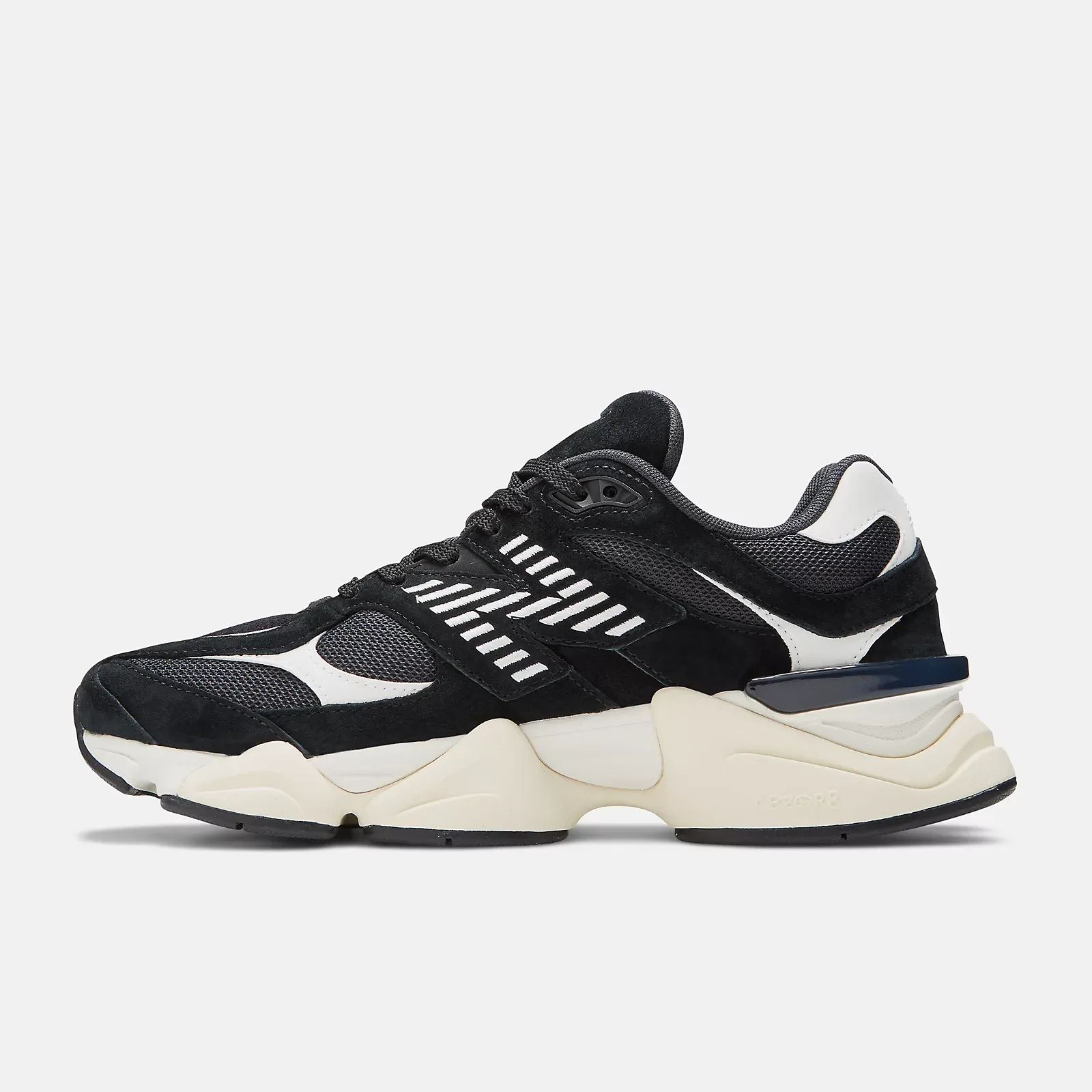 New Balance Schuhe 9060 | Schwarz/Schwarz/Weiß