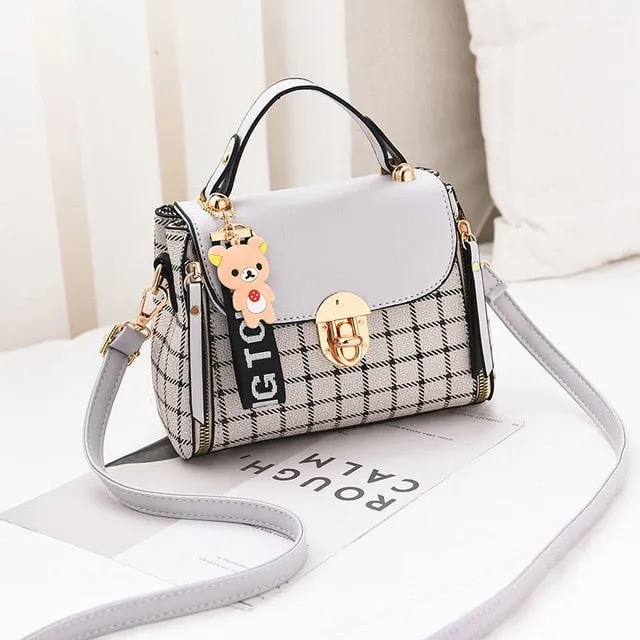 Neuer süßer Damen-PU-Handtaschentyp Hochwertig 2020 Bestseller Kleine Mädchen Raffinierte Farbkombination Casual Mode Kleine quadratische Tasche Fashion Nova Taschen