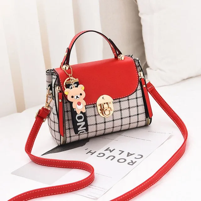 Neuer süßer Damen-PU-Handtaschentyp Hochwertig 2020 Bestseller Kleine Mädchen Raffinierte Farbkombination Casual Mode Kleine quadratische Tasche Fashion Nova Taschen