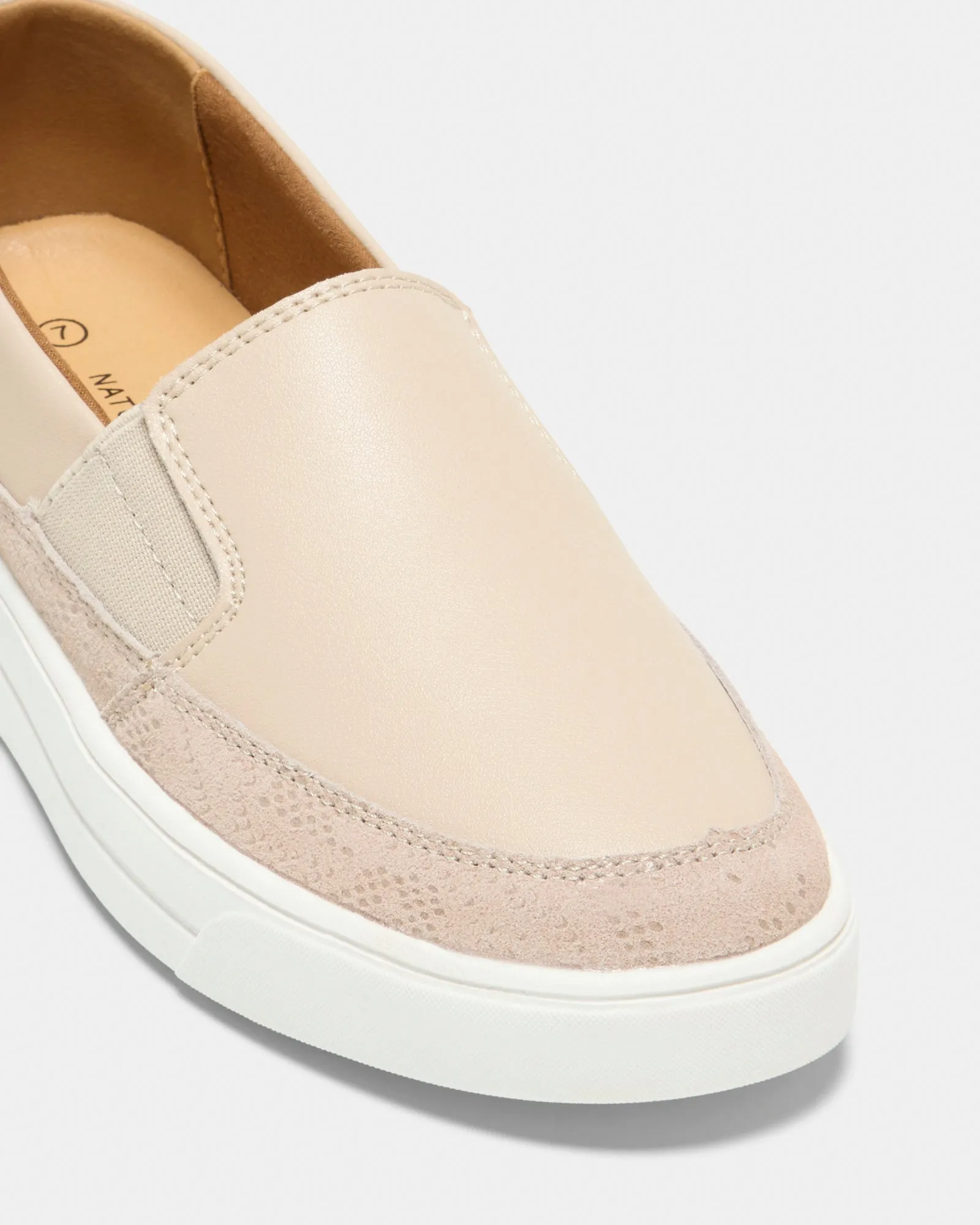 Nora Beige