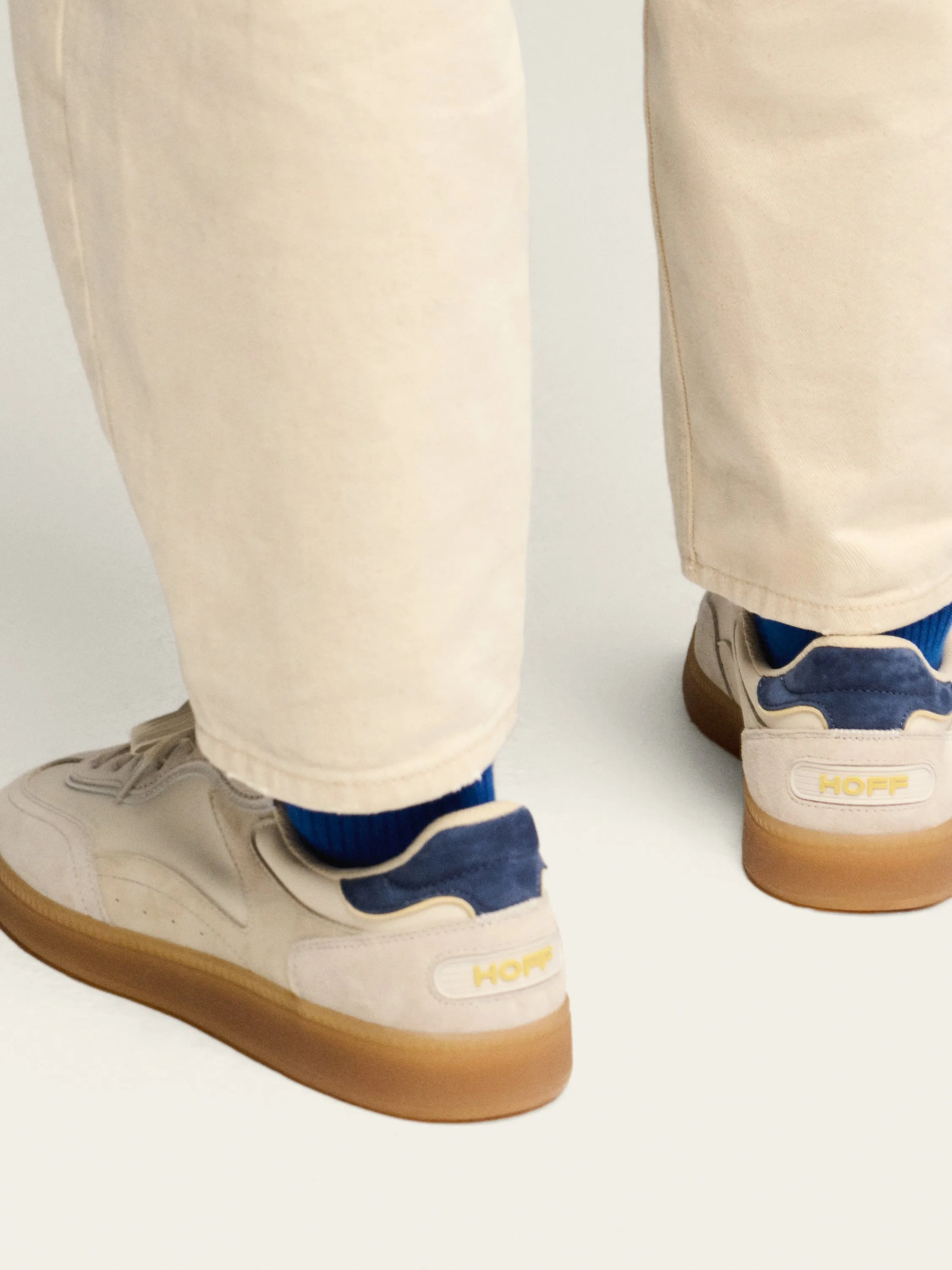 PARK OFF WHITE MAN