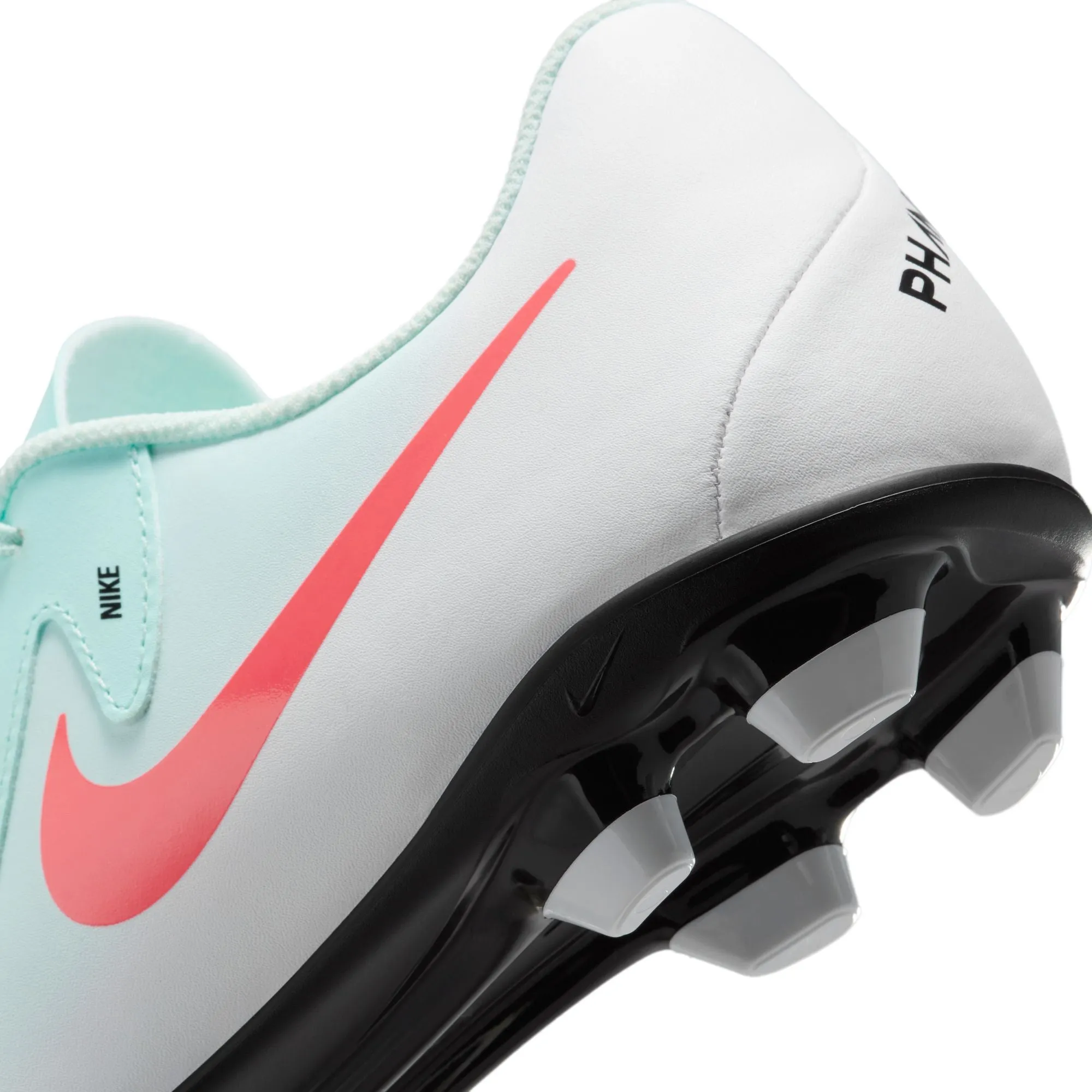 Phantom GX 2 Club MG Niedrige Fußballschuhe für Herren