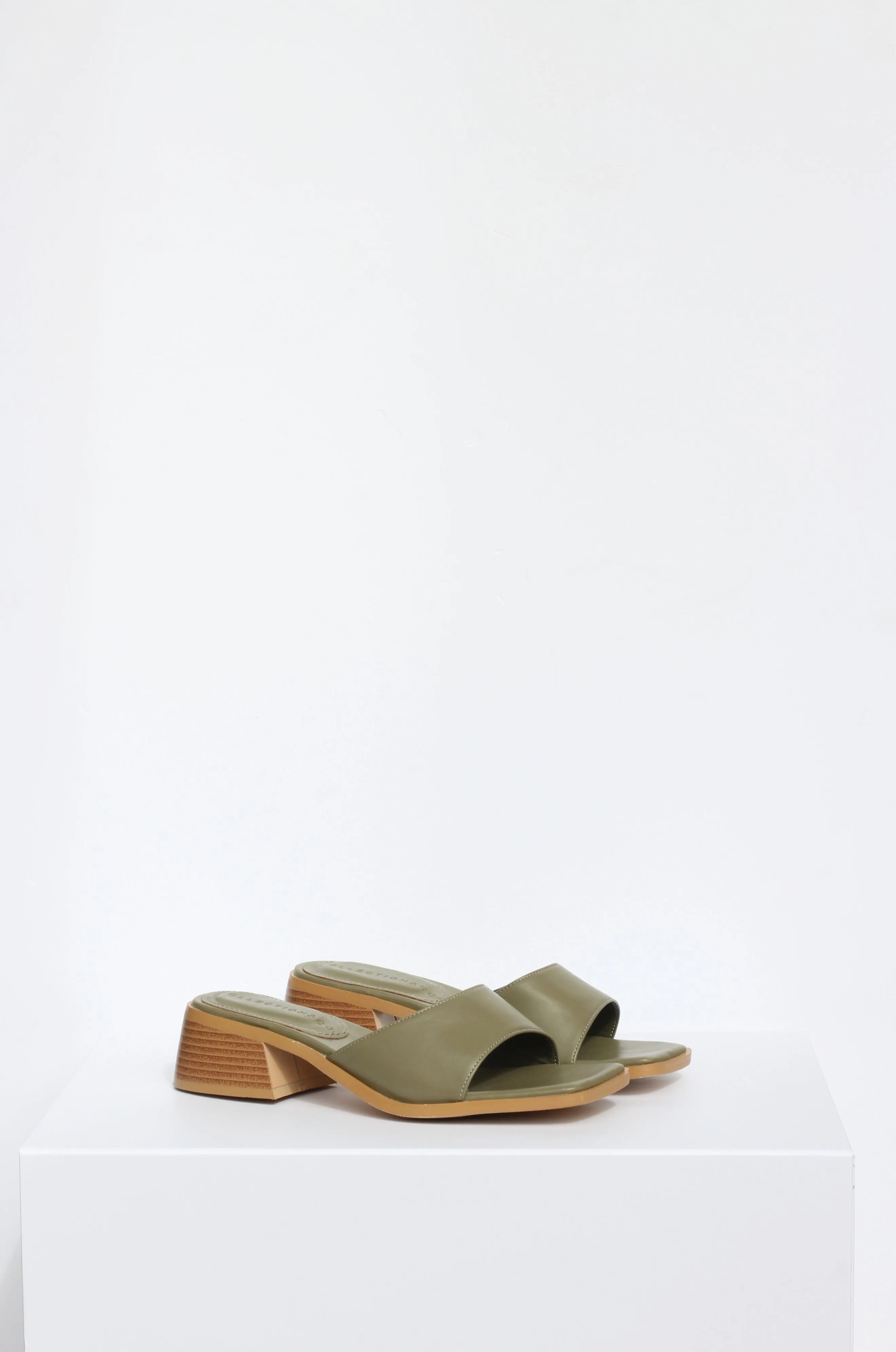 Pia Up-Cycled Vegan-Leder Blockabsatz Pantoffeln | Olivgrün
