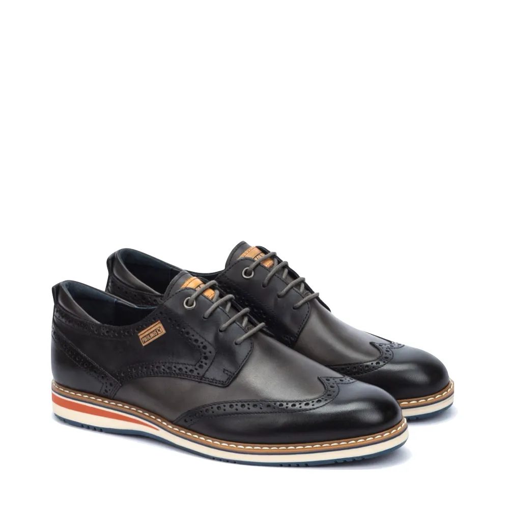 Pikolinos Herren Avila Leder Wingtip Schnürschuh in Schwarz