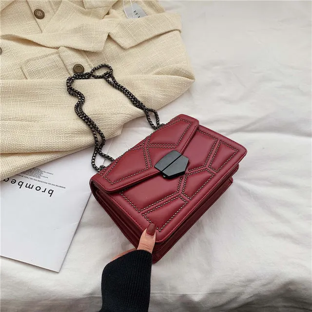 Nietenketten-Kleine Umhängetaschen Für Damen 2020 Schultermessengertasche Damen Luxushandtaschen Modische Nova-Taschen